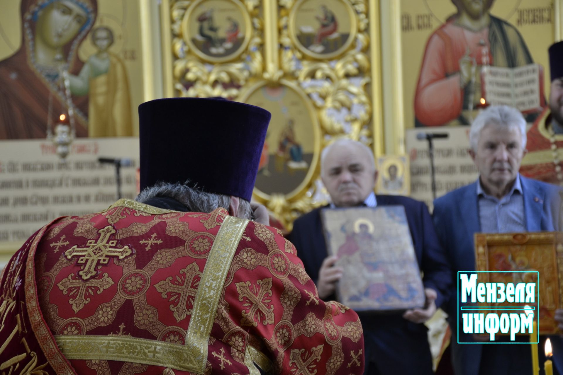 В день памяти преподобномученицы Маргариты в Мензелинске прошли праздничное богослужение и крестный ход