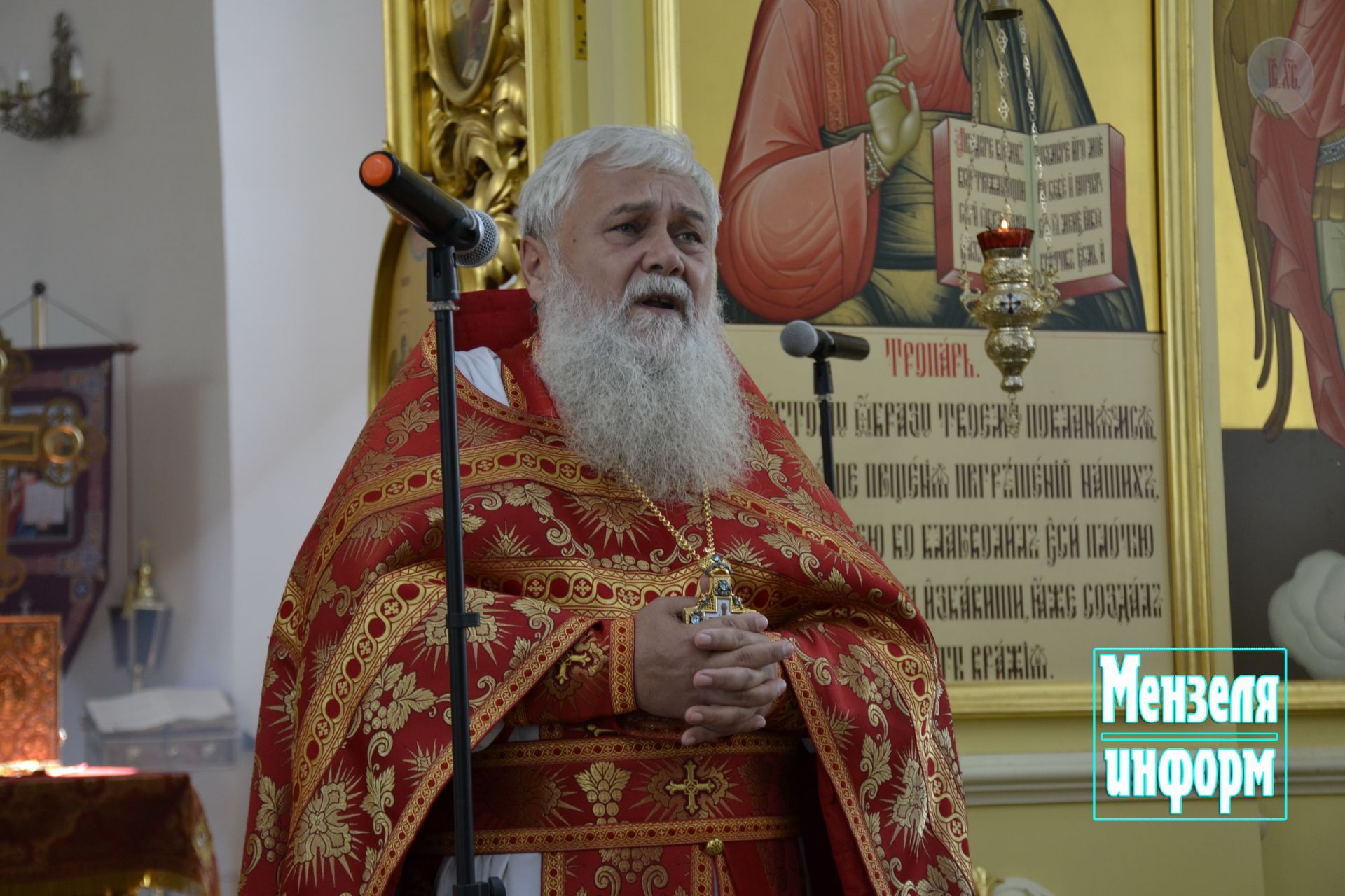 В день памяти преподобномученицы Маргариты в Мензелинске прошли праздничное богослужение и крестный ход