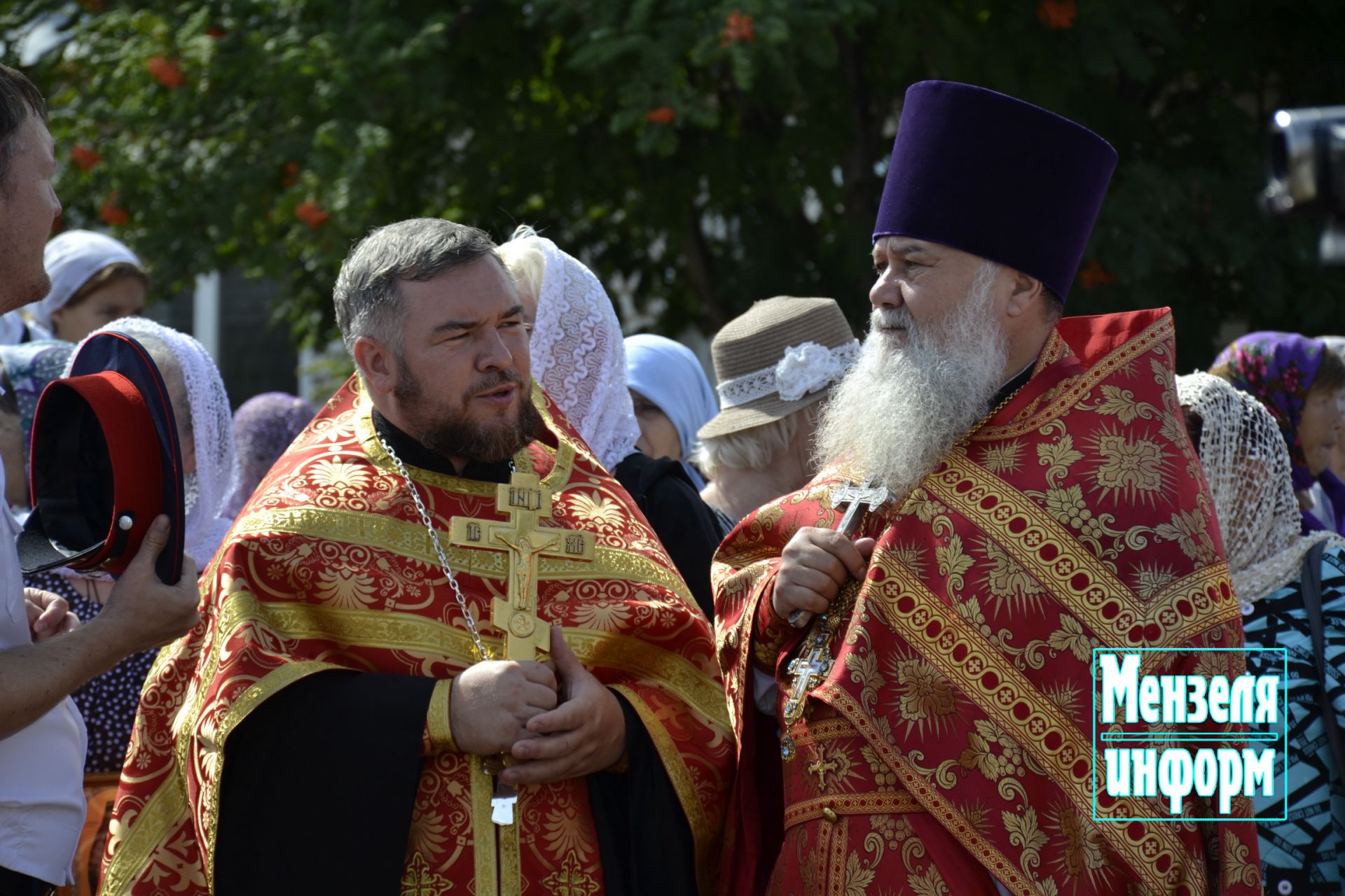 В день памяти преподобномученицы Маргариты в Мензелинске прошли праздничное богослужение и крестный ход