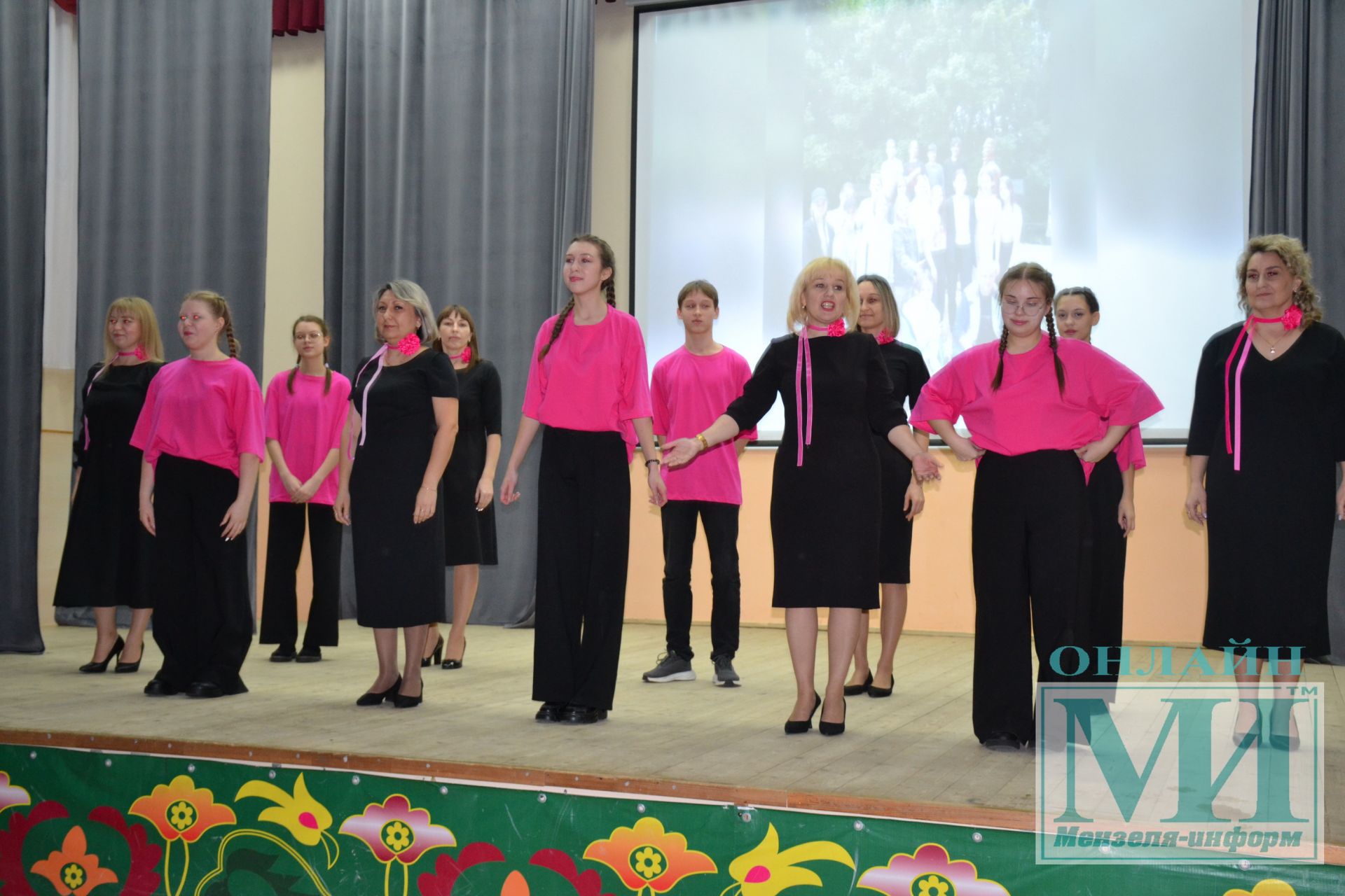 В Мензелинске прошел муниципальный этап конкурса родительских комитетов "Секреты дружного класса"