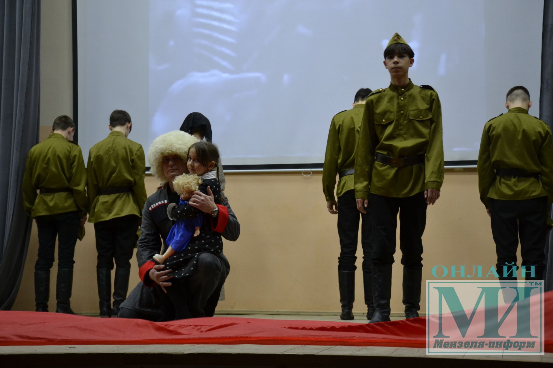 В Мензелинске прошел муниципальный этап конкурса родительских комитетов "Секреты дружного класса"