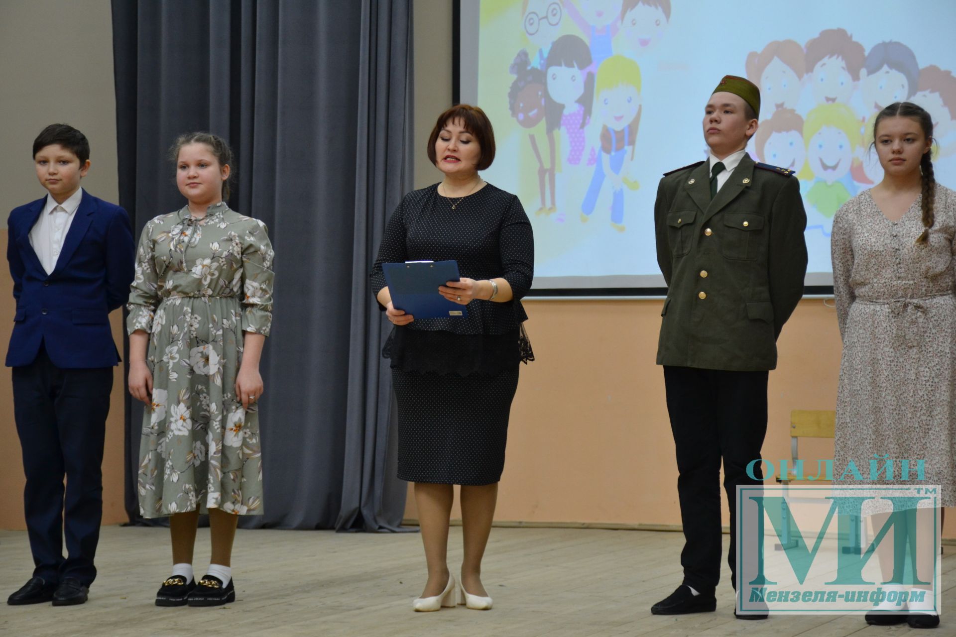 В Мензелинске прошел муниципальный этап конкурса родительских комитетов "Секреты дружного класса"