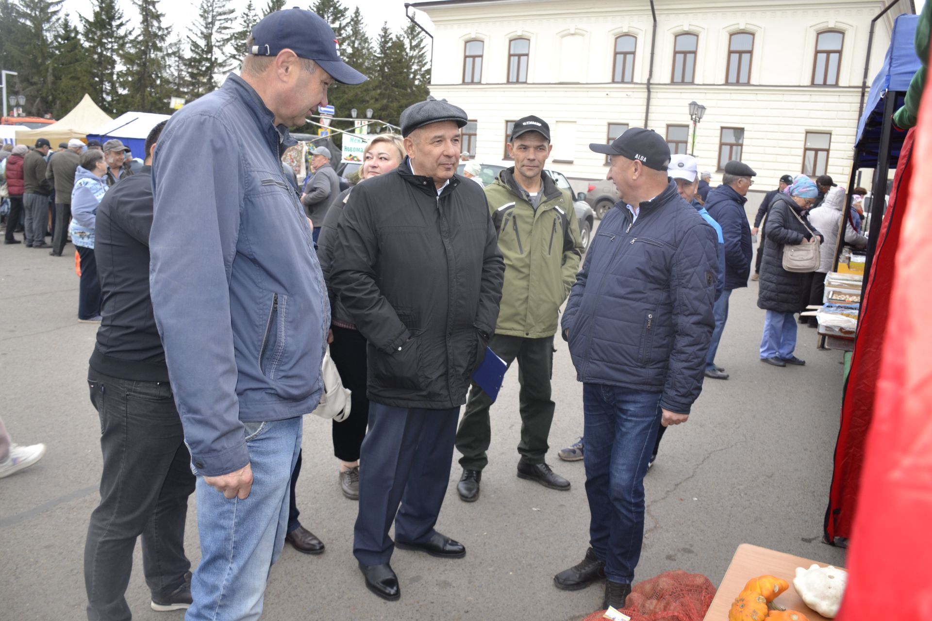 Мгновения ярмарки в Мензелинске