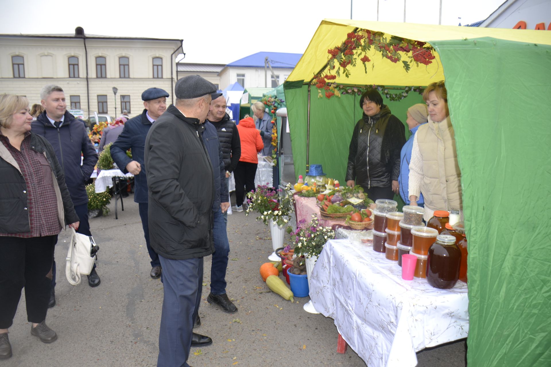 Мгновения ярмарки в Мензелинске