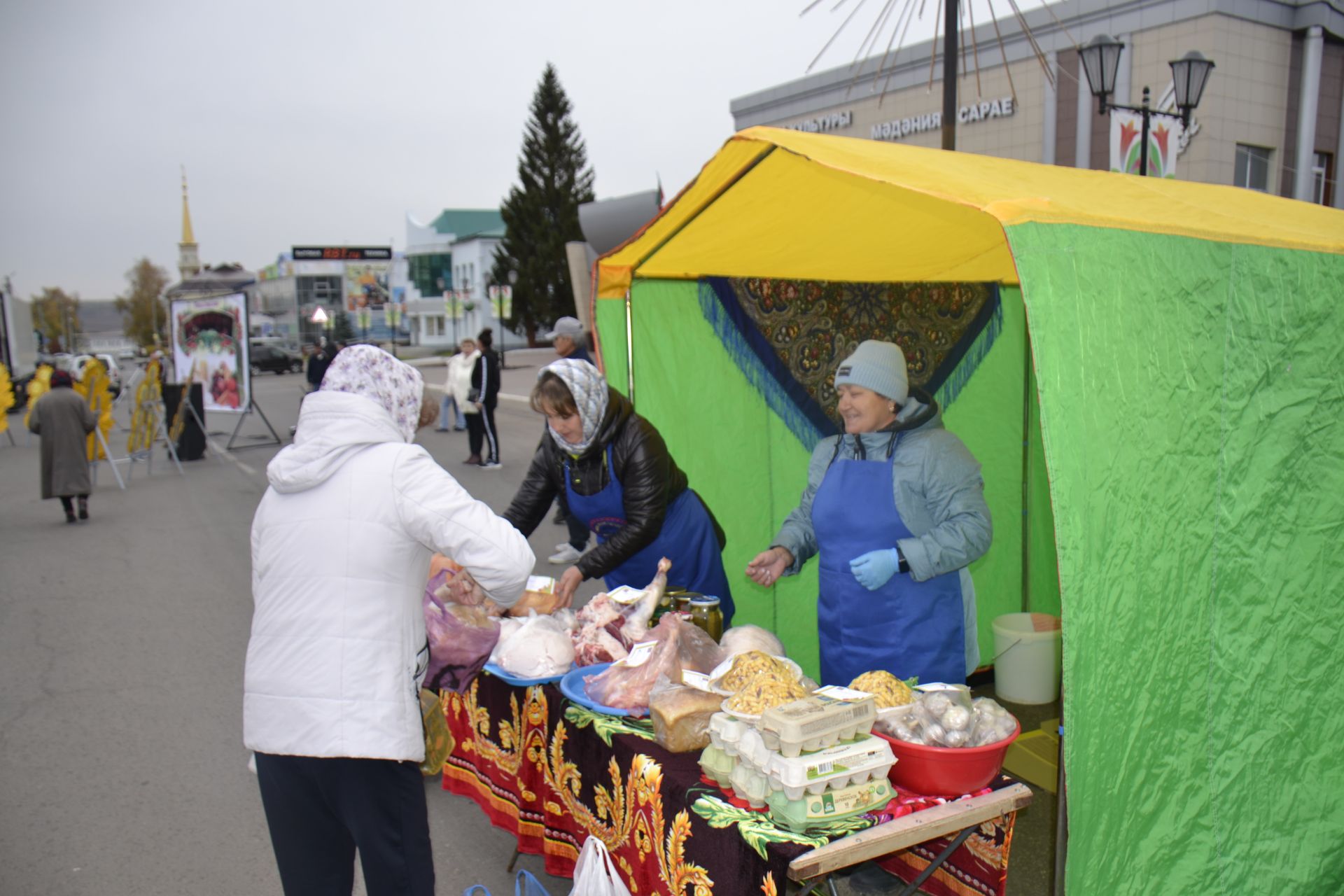 Мгновения ярмарки в Мензелинске