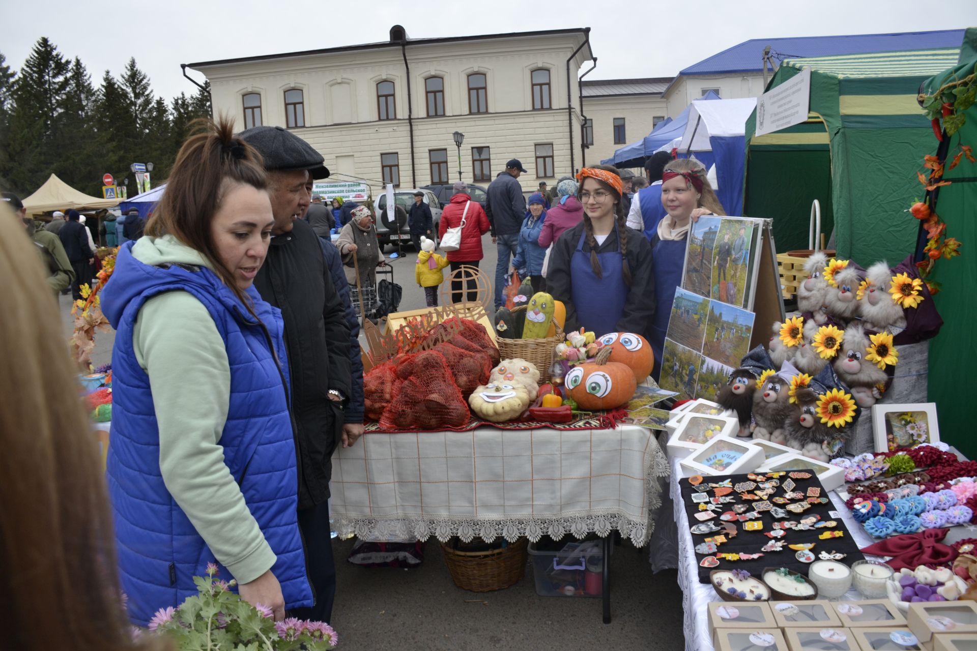 Мгновения ярмарки в Мензелинске