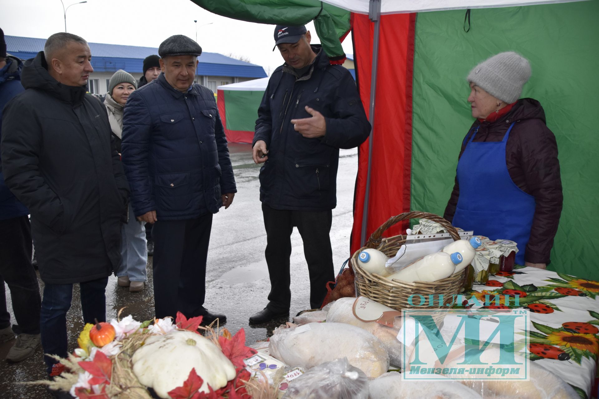 Мгновения праздничной ярмарки в Мензелинске