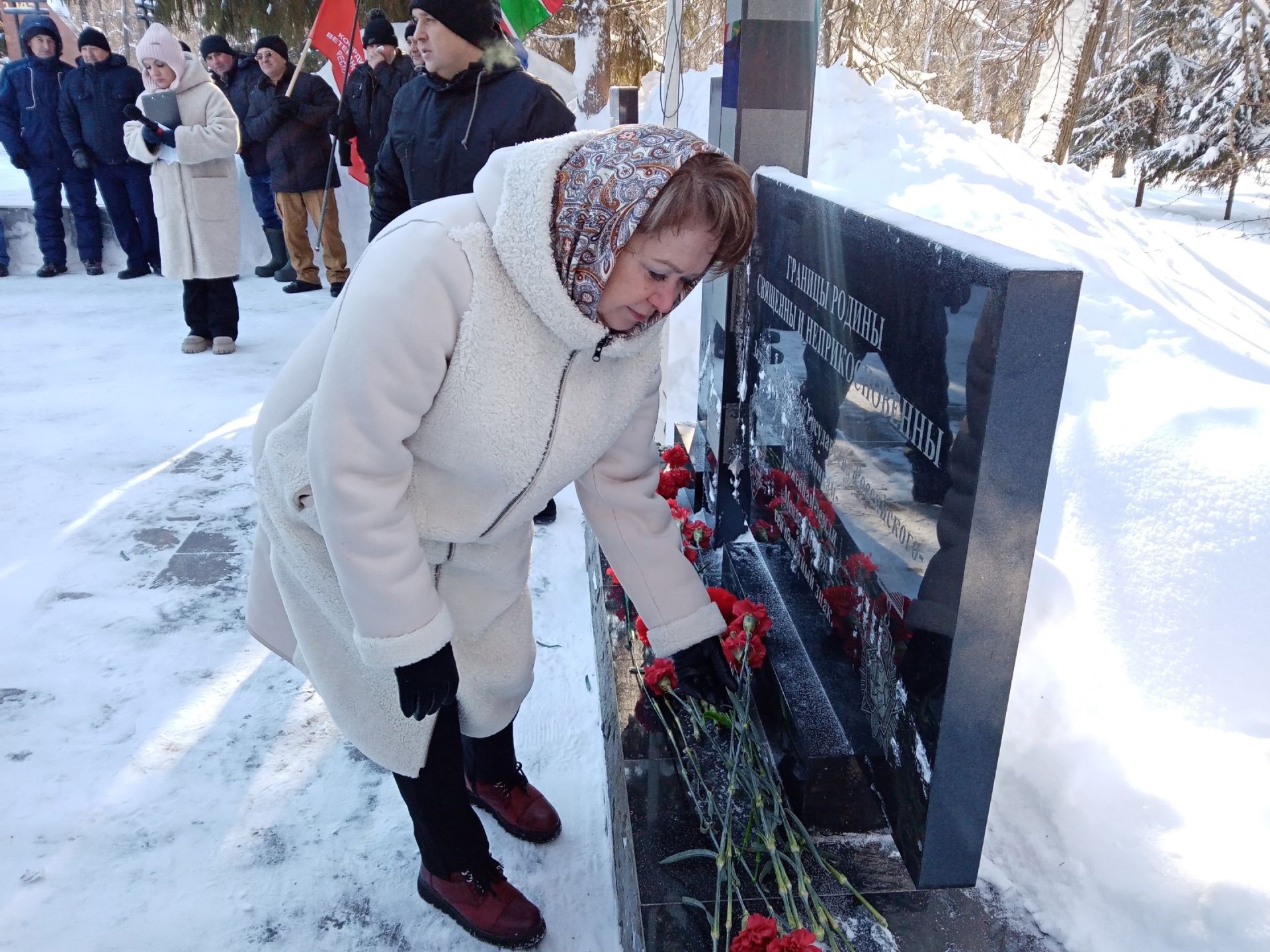 Их&nbsp;подвиг не&nbsp;забудем никогда! В&nbsp;Мензелинске состоялся торжественный митинг, посвященный 35-летию вывода войск из&nbsp;Афганистана