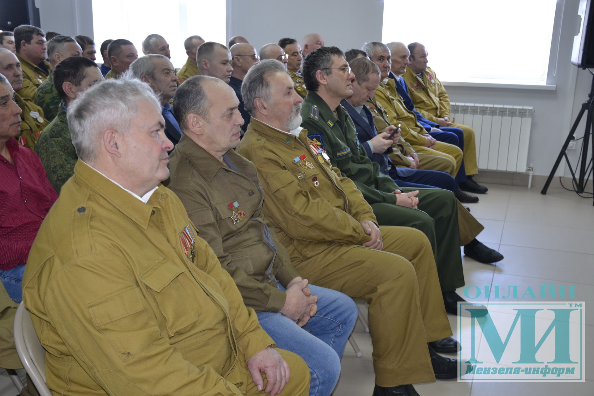 Их&nbsp;подвиг не&nbsp;забудем никогда! В&nbsp;Мензелинске состоялся торжественный митинг, посвященный 35-летию вывода войск из&nbsp;Афганистана