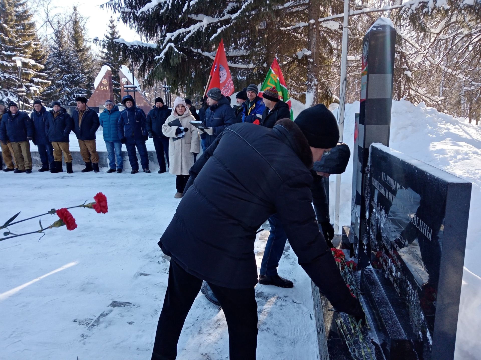 Их&nbsp;подвиг не&nbsp;забудем никогда! В&nbsp;Мензелинске состоялся торжественный митинг, посвященный 35-летию вывода войск из&nbsp;Афганистана