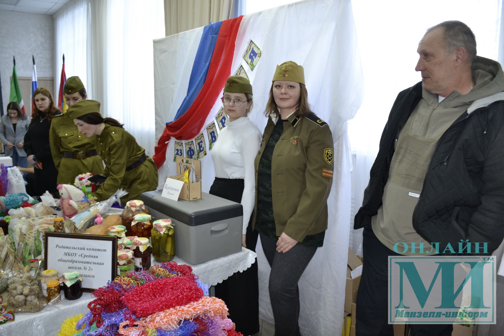 На благотворительной ярмарке в Мензелинске представлены различные товары