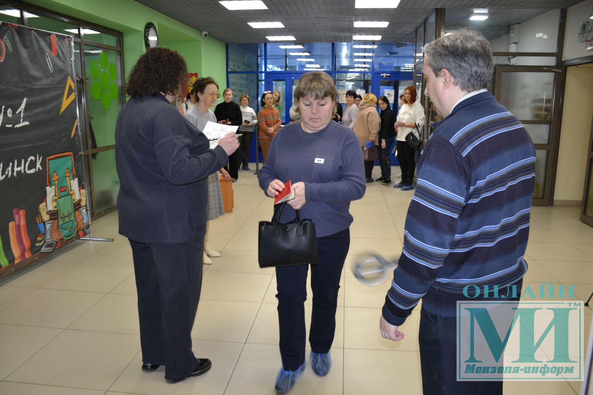 В СОШ № 1 Мензелинска прошла Акция «Сдаем вместе! День сдачи ЕГЭ родителями»