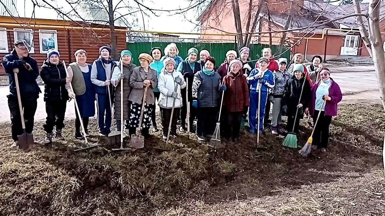 Общими усилиями мензелинцы навели чистоту