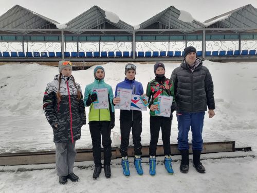 Соревнования на призы Деда Мороза по лыжным гонкам