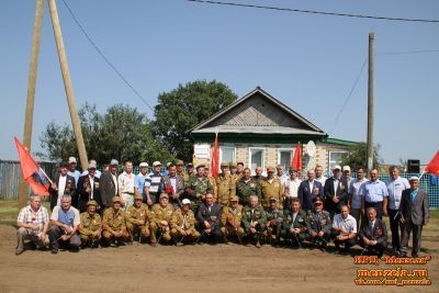 На дом Дамира Латипова установили мемориальную доску