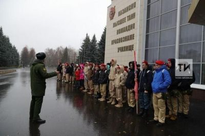 Мензелинцы поехали на региональный слет "Юнармии"