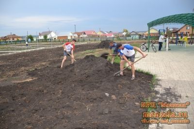 Как рождается красота Мензелинского парка