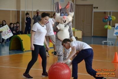 “Веселые старты” в спорткомплексе “Юбилейный” г. Мензелинск