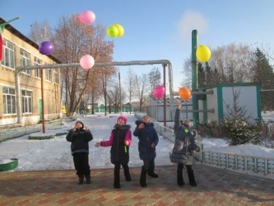 Педагоги и школьники  Аюской школы приняли участие в акции «День памяти жертв ДТП»