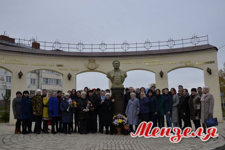 Мензелинский театр отмечает 110-летие основателя театра Сабира Амутбаева