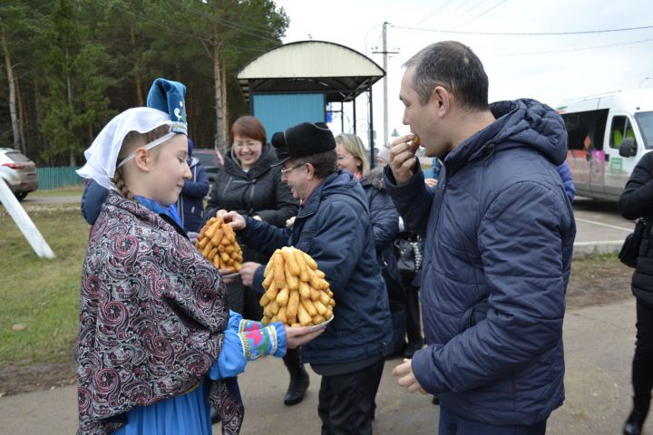 В Мензелинском районе принимают делегацию из Свердловской области