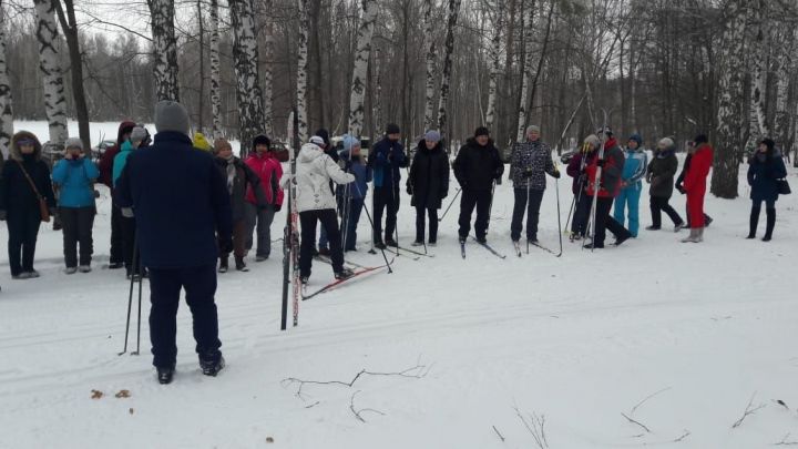 Спортивные школы Мензелинска соревновались на роднике