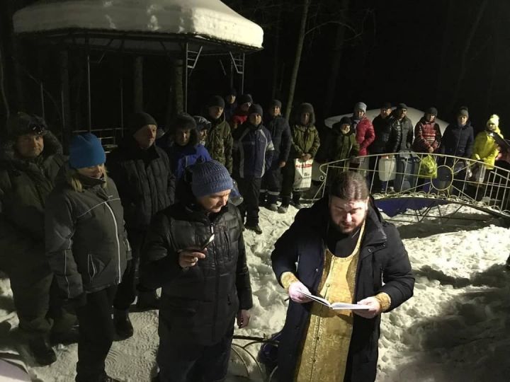 Освящение воды на роднике в д. Рус. Мушуга с 18 на 19 января в 00.00