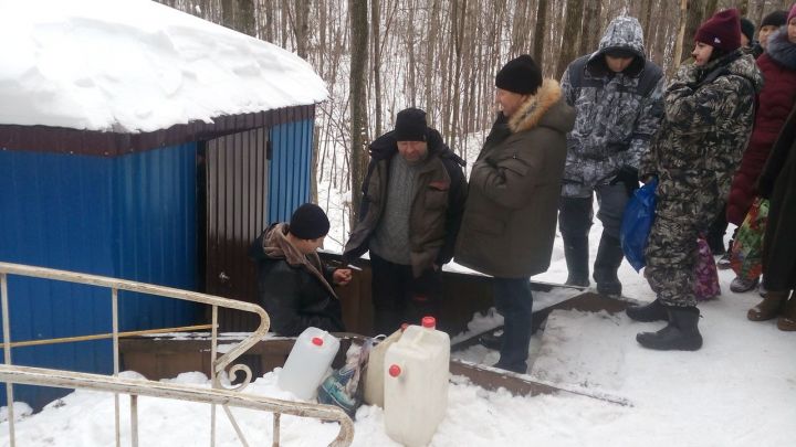 В Рус. Мушуге народу очень много сегодня