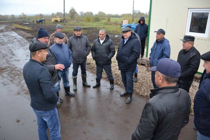 Движение вперед Назип Хазипов начал с изучения опыта Мензелинского района