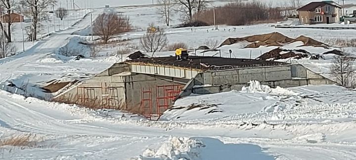 Продолжается строительство моста возле села Иске Мунча