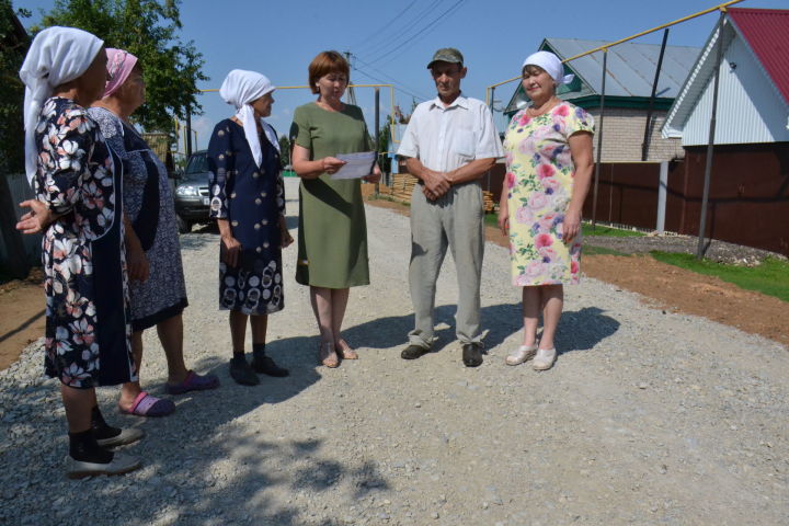 "Устроим праздник улицы", говорят жители села Деуково