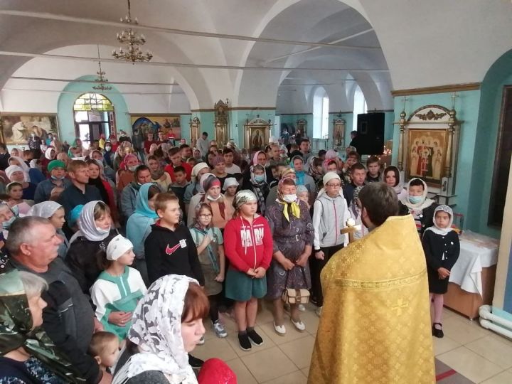 В Никольском соборе провели молебен о начале нового учебного года