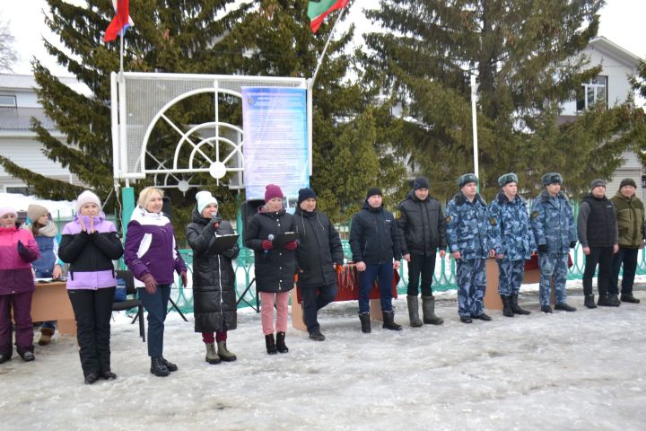 В Мензелинске обладателем переходящего кубка игры «Зарница» стала команда СОШ №3