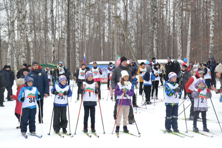 Лыжный сезон в Мензелинске закрыли гонками на трассе “Лесная”