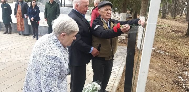 В Мензелинске вспоминали Чернобыльскую трагедию