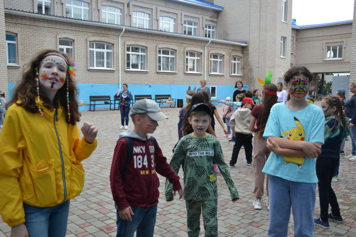 В пришкольном лагере "Родничок" г.Мензелинска прошел День индейца