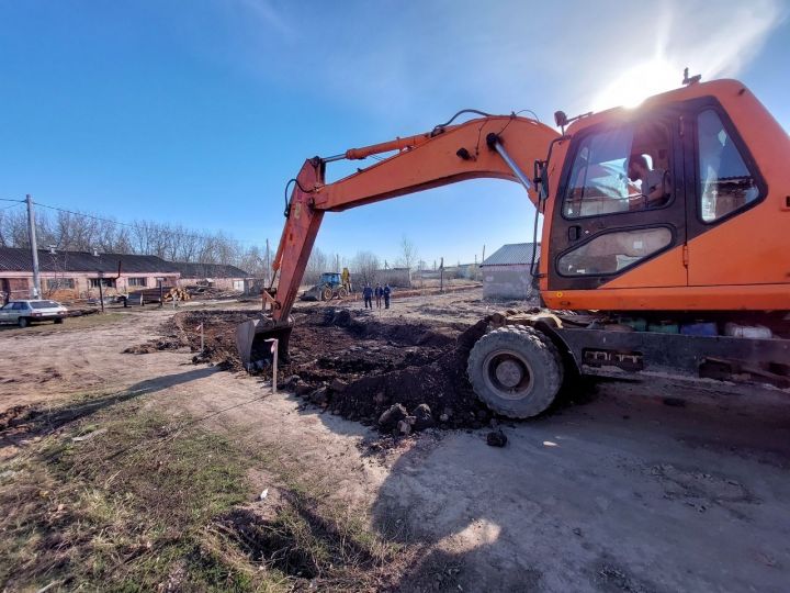 В Мензелинске началось строительство дороги до промпарка