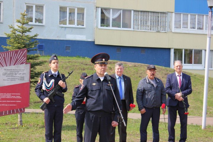 В Татарстане почтили память сотрудников Госавтоинспекции, погибших при исполнении служебного долга