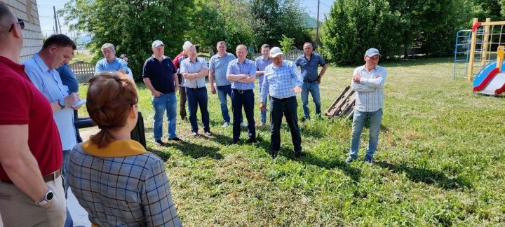 На объектах, где трудятся строители, царит оживление