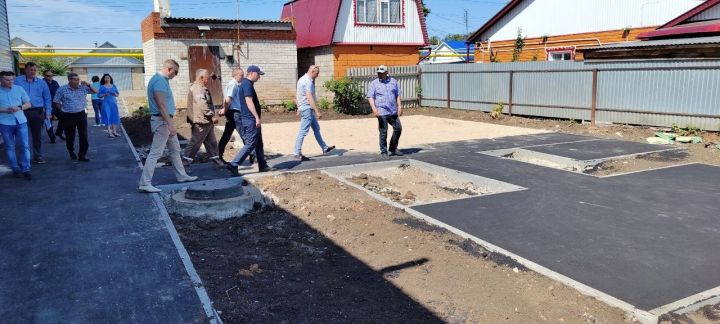 В городе будет благоустроен двор еще одного дома