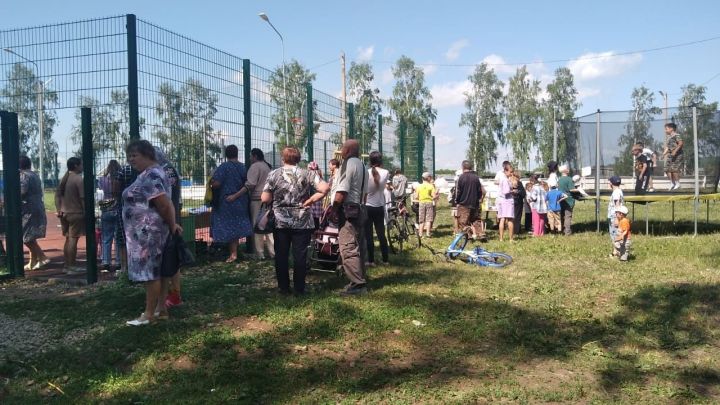 Егор Юнзель принял участие в детском Сабантуе в селе Коноваловка в качестве судьи