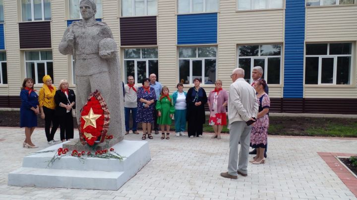 В Коноваловской школе состоялась встреча выпускников 1988 года