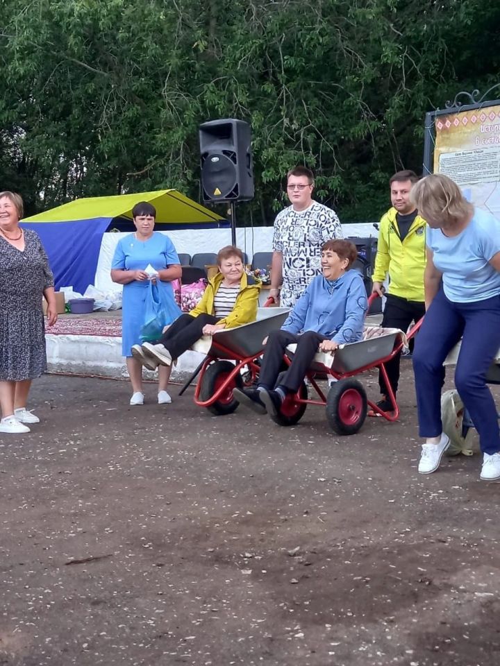 В Верхних Юшадах возродили традицию проведения Питрау