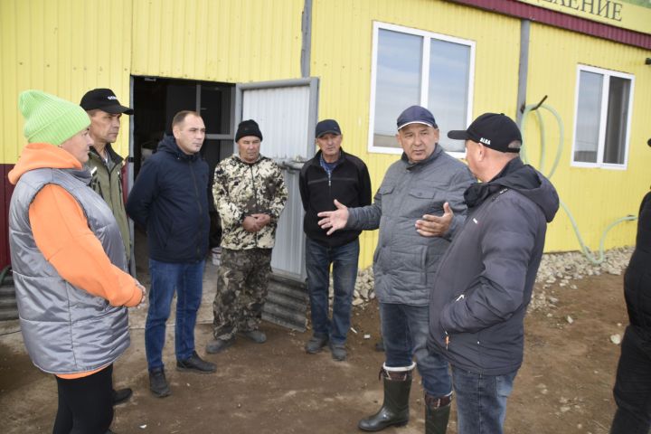 Состоялся объезд главы Мензелинского района по сельским поселениям и хозяйствам