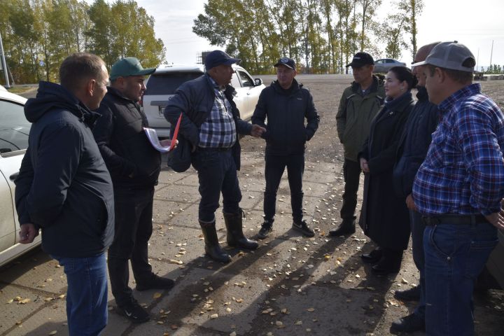 Состоялся объезд главы Мензелинского района по сельским поселениям и хозяйствам