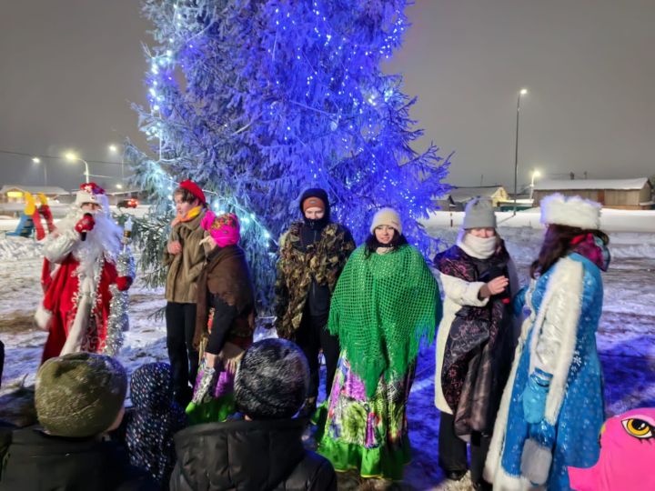 В посёлке Садак Мензелинска царила настоящая новогодняя сказка