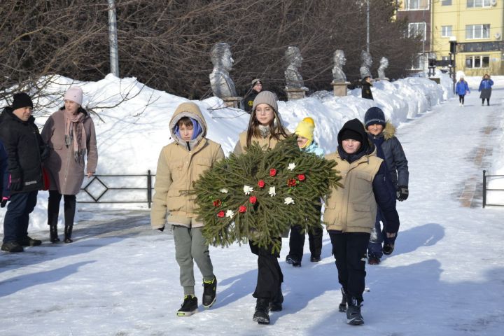 В Мензелинске состоялся митинг в преддверии Дня защитника Отечества