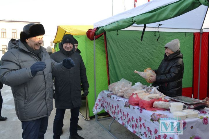 На Мензелинской ярмарке продается натуральная чистая и не содержащая консервантов продукция