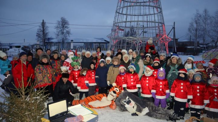 В посёлке имени Воровского Мензелинского района провели Рождественский праздник для детей «Святки»